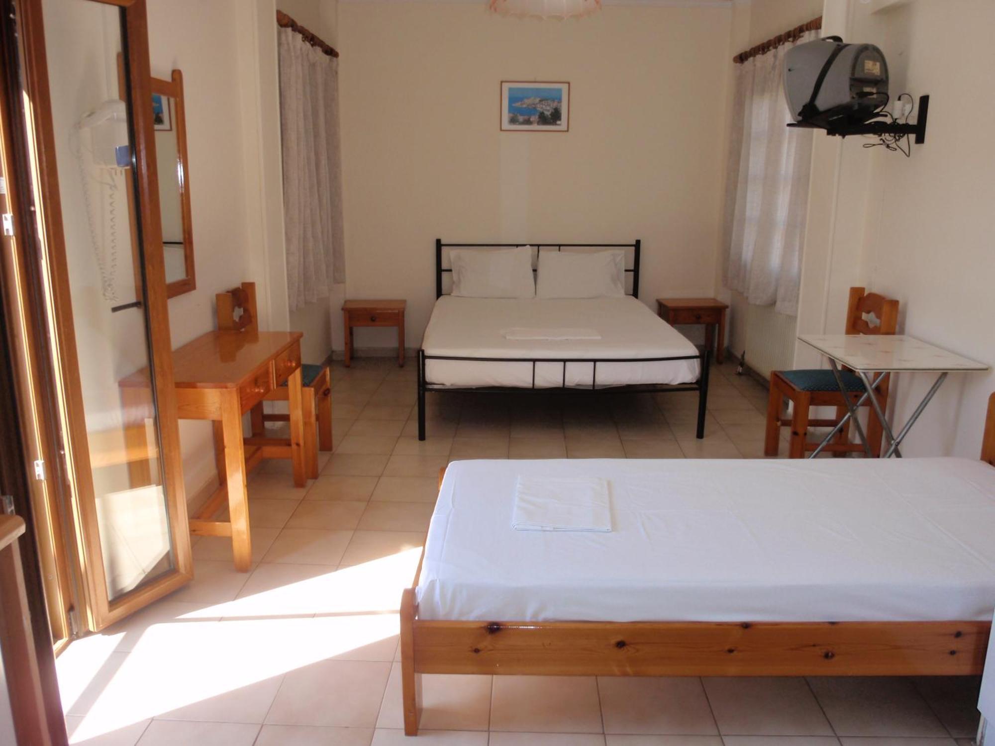 Vazakas Rooms Mytilíni Exterior foto