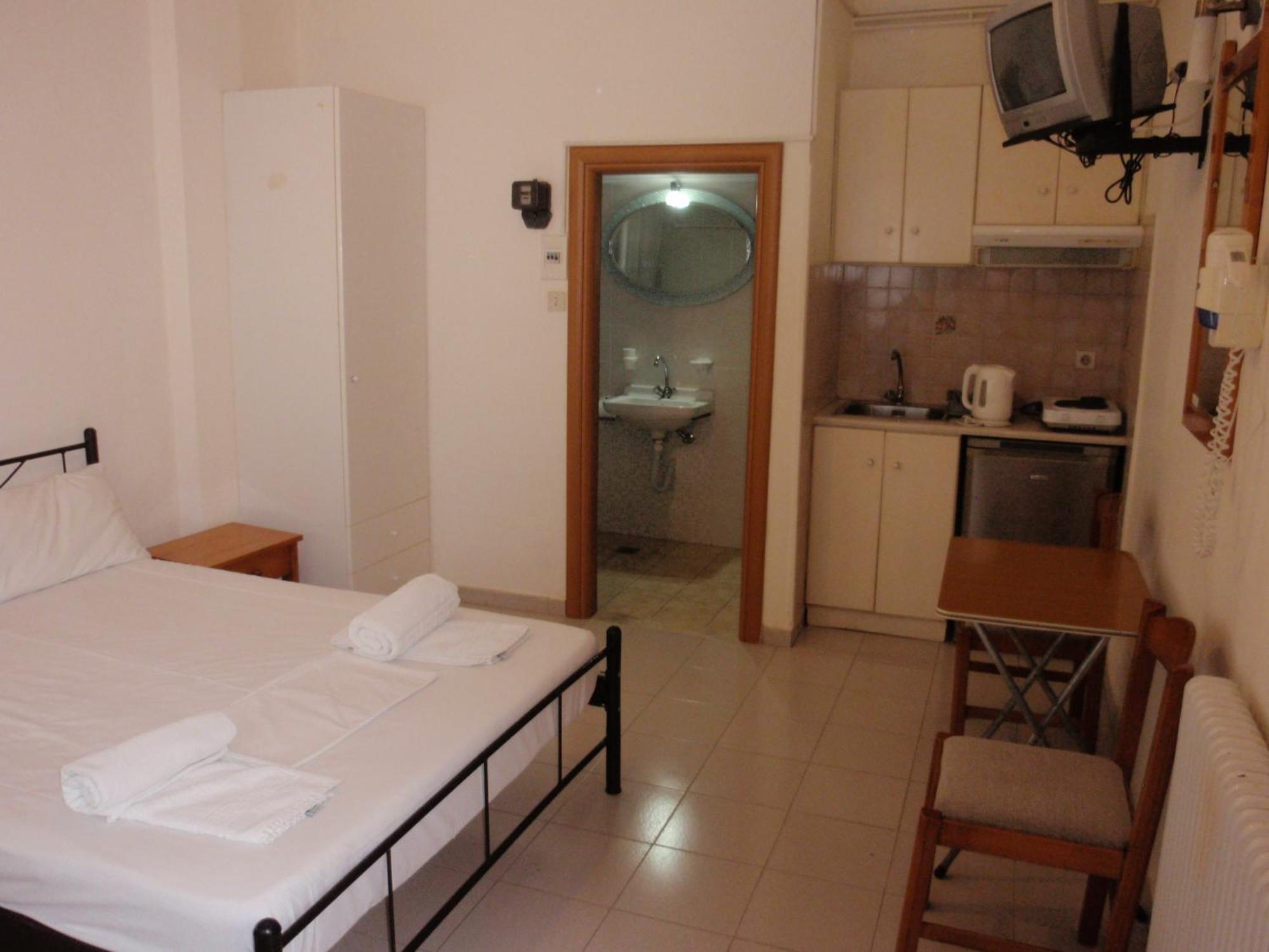 Vazakas Rooms Mytilíni Exterior foto