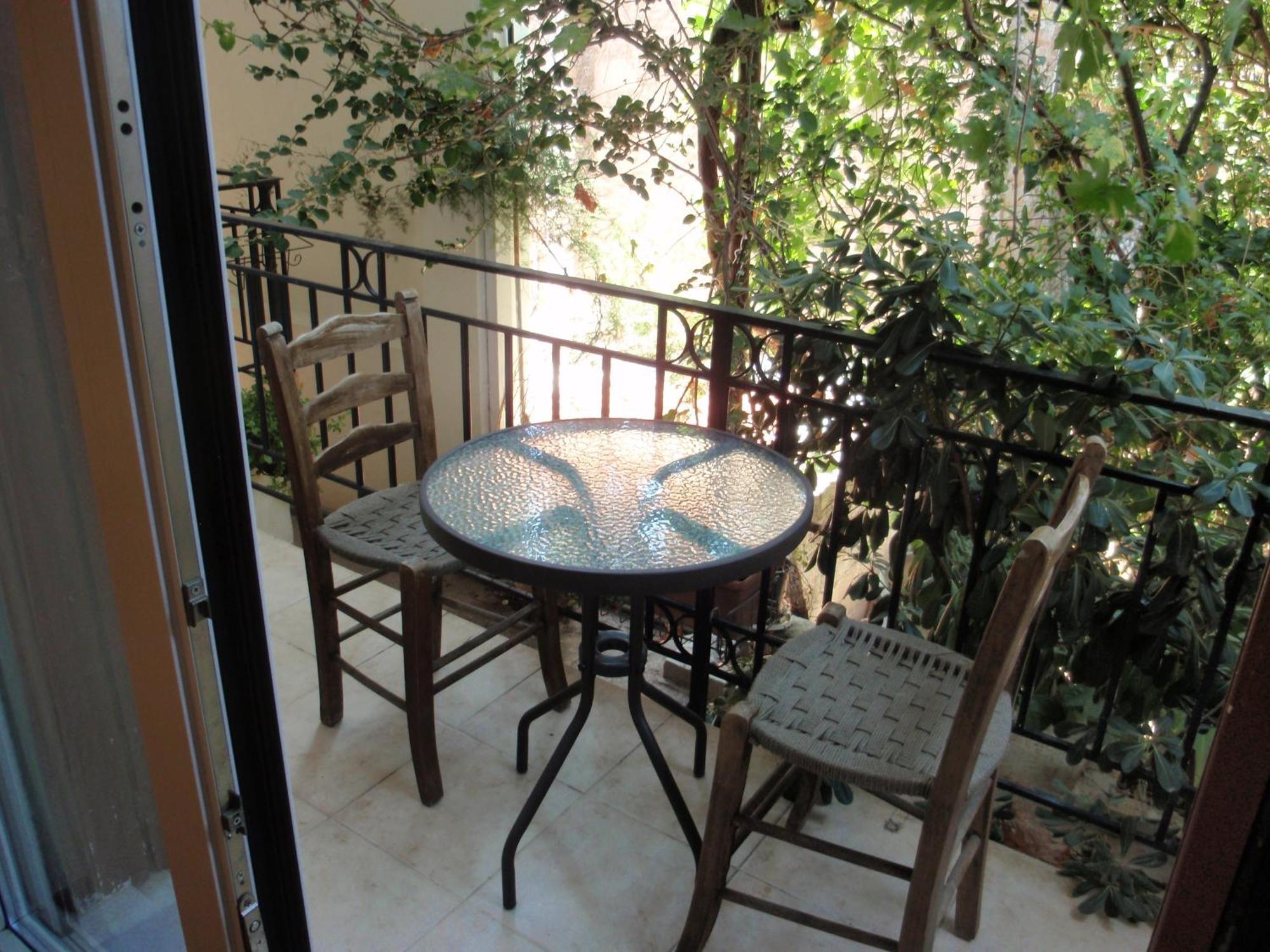 Vazakas Rooms Mytilíni Exterior foto